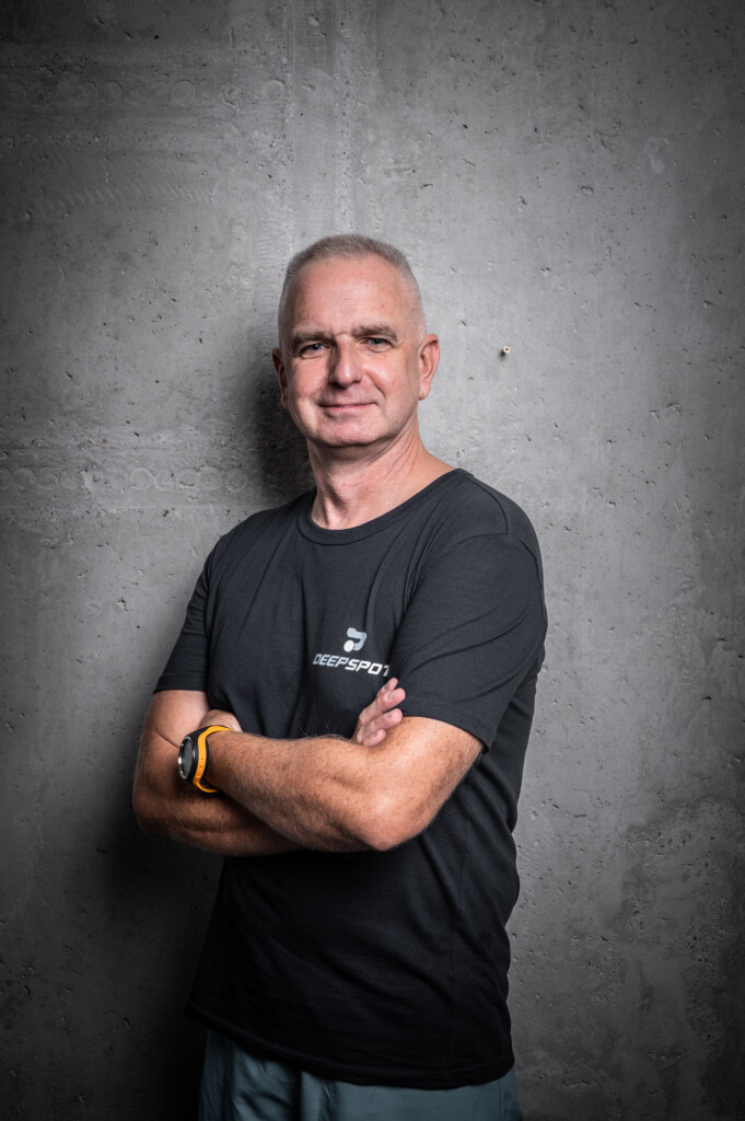 Maciej R.