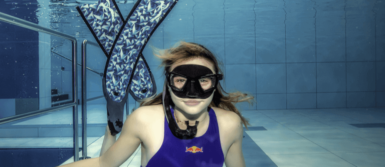 Jak začít s freedivingem neboli potápěním se zadrženým dechem? Je zdravé provozovat freediving (potápění s apnoe)?